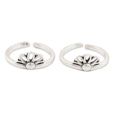 Alternate image for Hand Crafted Sterling Silver Flower Toe Rings Pair Night of Flowers