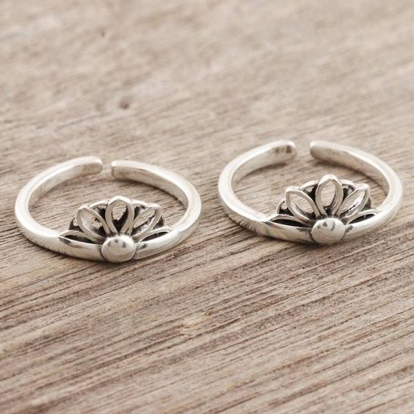 Alternate image for Hand Crafted Sterling Silver Flower Toe Rings Pair Night of Flowers