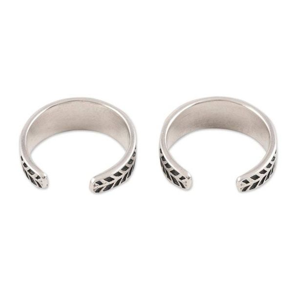 Alternate image for Leaf Pattern Sterling Silver Toe Rings from India Leafy Texture