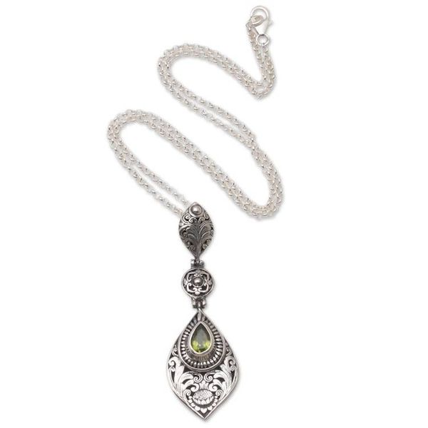 Alternate image for Balinese Sterling Silver and Peridot Pendant Necklace Lotus Lake in Green