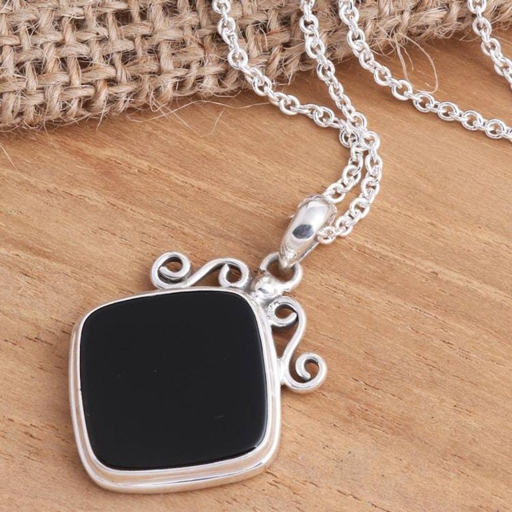 Main item image