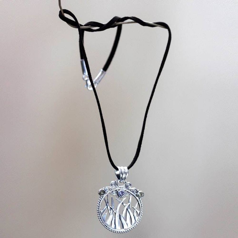 Main item image
