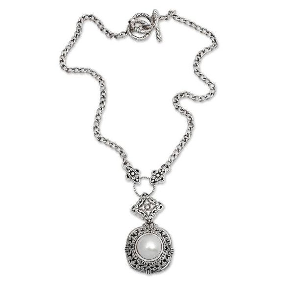 Alternate image for Balinese Pearl and Sterling Silver Choker Sweet Serenity
