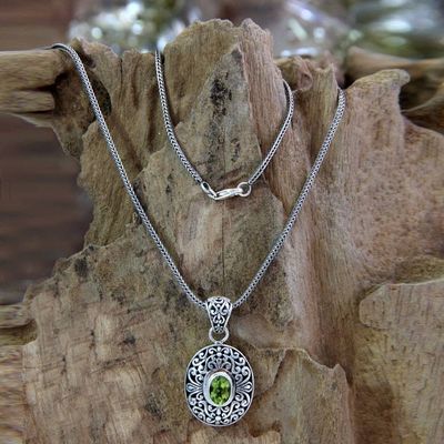 Alternate image for Handcrafted Sterling Silver and Peridot Necklace Verdant Beauty