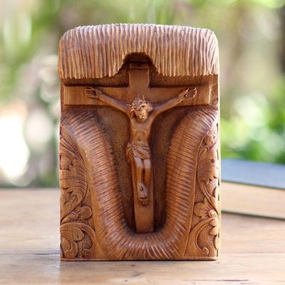 Alternate image for Suar Wood Hand Carved Statuette of the Crucifixion Crucifixion Cross