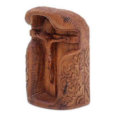Alternate image for Suar Wood Hand Carved Statuette of the Crucifixion Crucifixion Cross
