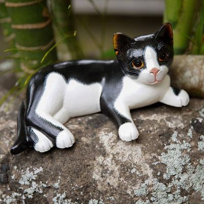 Primary image for Wood sculpture Spotted Kitten