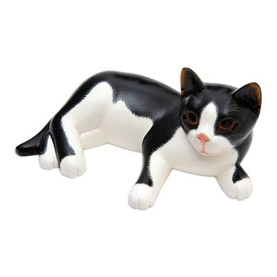 Alternate image for Wood sculpture Spotted Kitten