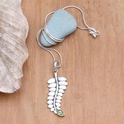 Primary image for Peridot pendant necklace Sweet Leaf