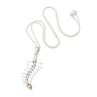 Alternate image for Peridot pendant necklace Sweet Leaf