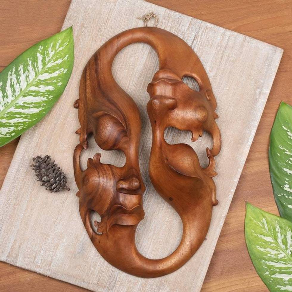 Wood mask 'Emotional Duality'