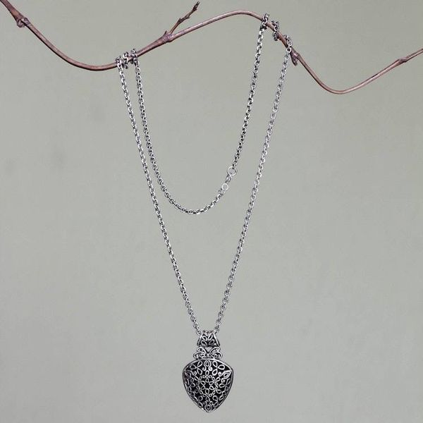 Alternate image for Balinese Handmade Leaf Motif Silver Necklace Leaf Medallion