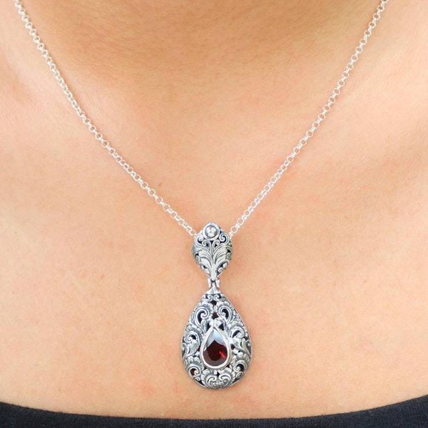 Alternate image for Garnet and Sterling Silver Pendant Necklace Evening Fire