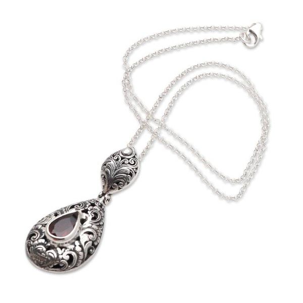 Alternate image for Garnet and Sterling Silver Pendant Necklace Evening Fire