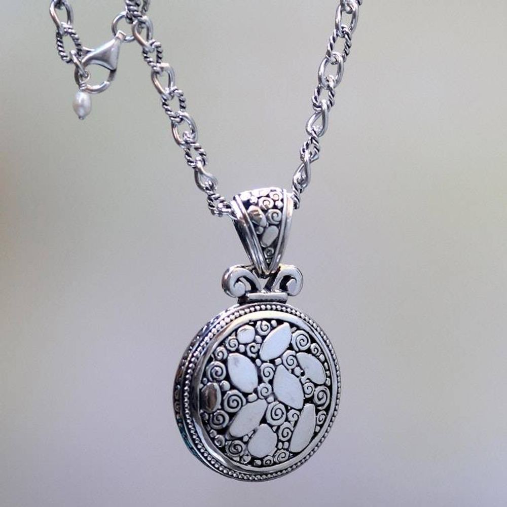 Main item image