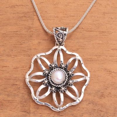 Alternate image for Cultured Pearl and Sterling Silver Flower Pendant Necklace Moon Ray Garden