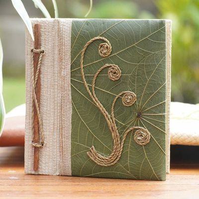 Primary image for Eco-Friendly Leaf-Themed Journal Handmade from Natural Fiber Spring Memories