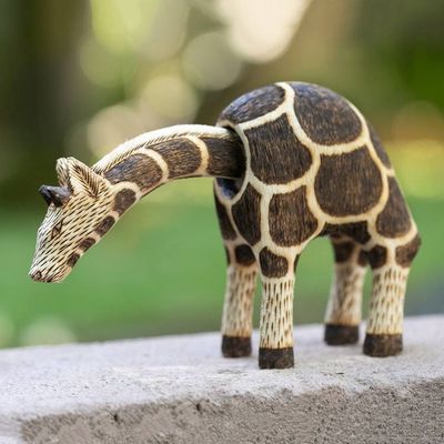 Primary image for Javanese-Made Hand-Carved Mobile Giraffe Pule Wood Sculpture High Nature