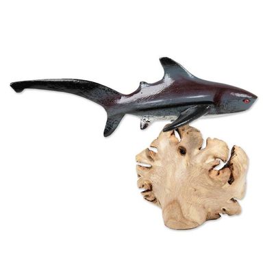 Alternate image for Natural Benalu and Jempinis Wood Pondicherry Shark Sculpture Shark Soul