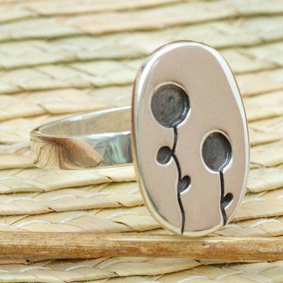 950 Silver Cocktail Ring with Abstract Flowers from Taxco 'Lollipop Flowers'