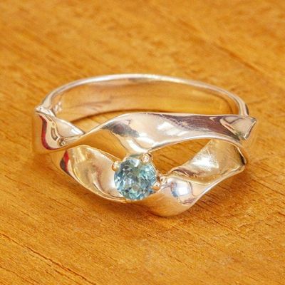 Primary image for 925 Sterling Silver and Blue Topaz Ring from Mexico Deepness