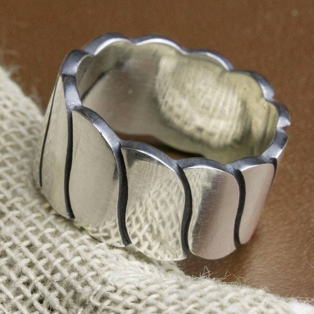 Main item image