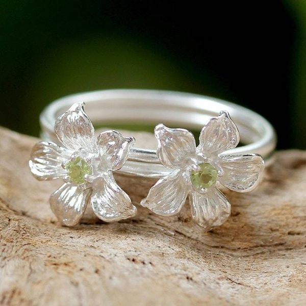 Alternate image for Thai Peridot and Sterling Silver Floral Cocktail Ring Green Winter Blooms