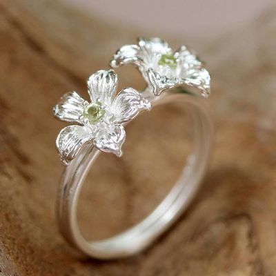 Alternate image for Thai Peridot and Sterling Silver Floral Cocktail Ring Green Winter Blooms