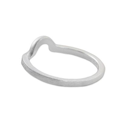 Alternate image for Wavy Sterling Silver Mid-Finger Ring from Thailand Wondrous Curves