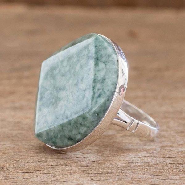 Alternate image for Jade cocktail ring Loves Cycles in Light Green