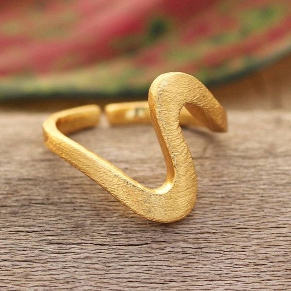 Alternate image for 18k Gold-Plated Wrap Ring with Contemporary Curved Design Splendid Curve