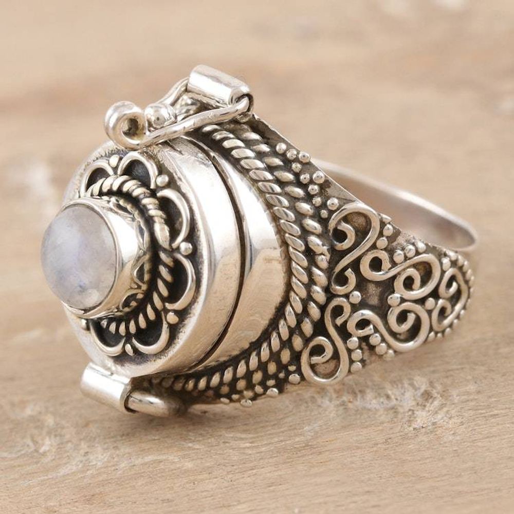 Main item image
