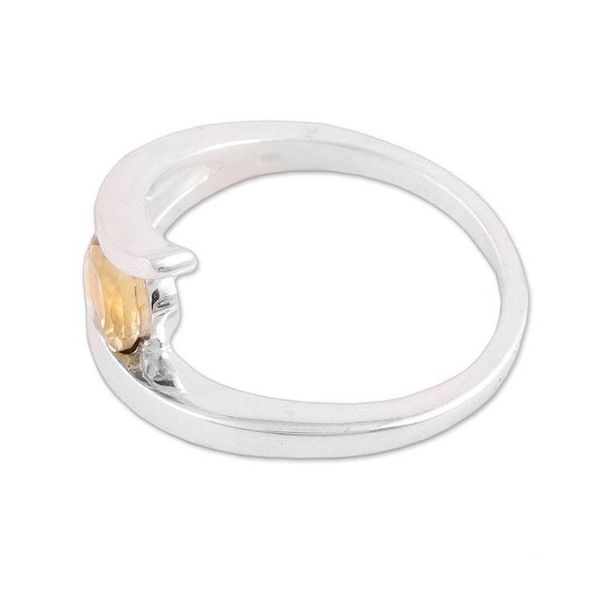 Alternate image for Handcrafted Sterling Silver Solitaire Citrine Ring Dazzling Love