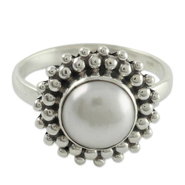 Alternate image for Artisan Crafted Sterling Silver Pearl Ring Kolkata Halo