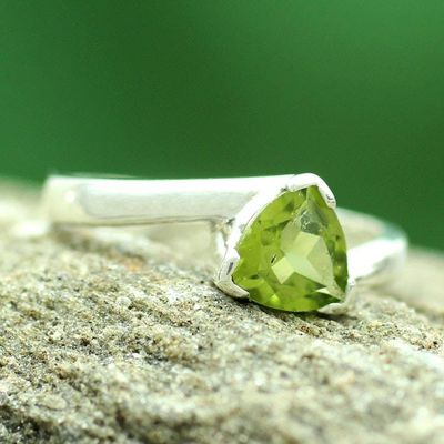 Alternate image for Solitaire Peridot Ring Crafted in Sterling Silver Scintillating Jaipur