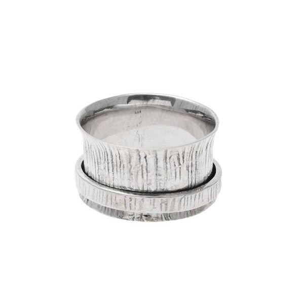 Alternate image for Tree Bark Pattern Sterling Silver Spinner Ring from India Rotating Trunk