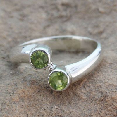 Alternate image for Sterling Silver Ring with Peridot Duality