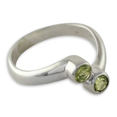 Alternate image for Sterling Silver Ring with Peridot Duality