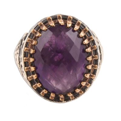 Alternate image for 10.5-Carat Amethyst Single-Stone Ring from India Lilac Gleam