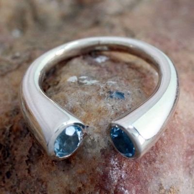 Primary image for Blue Topaz Ring 2 Cts Sterling Silver from India Face to Face