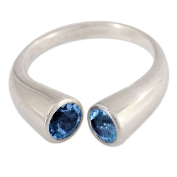 Alternate image for Blue Topaz Ring 2 Cts Sterling Silver from India Face to Face