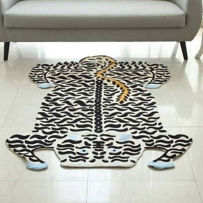 Alternate image for Chain-Stitched Wool White Tiger Theme Rug from India Royal White Tiger