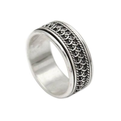 Alternate image for Hand Made Sterling Silver Balinese Meditation Spinner Ring Dragon Scale