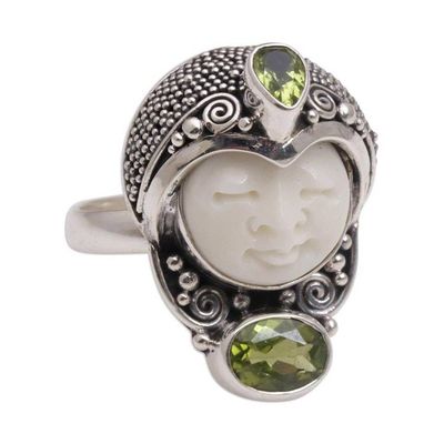 Alternate image for Peridot and 925 Silver Face Shaped Cocktail Ring from Bali Moonlight Prince