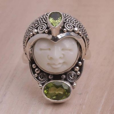 Alternate image for Peridot and 925 Silver Face Shaped Cocktail Ring from Bali Moonlight Prince
