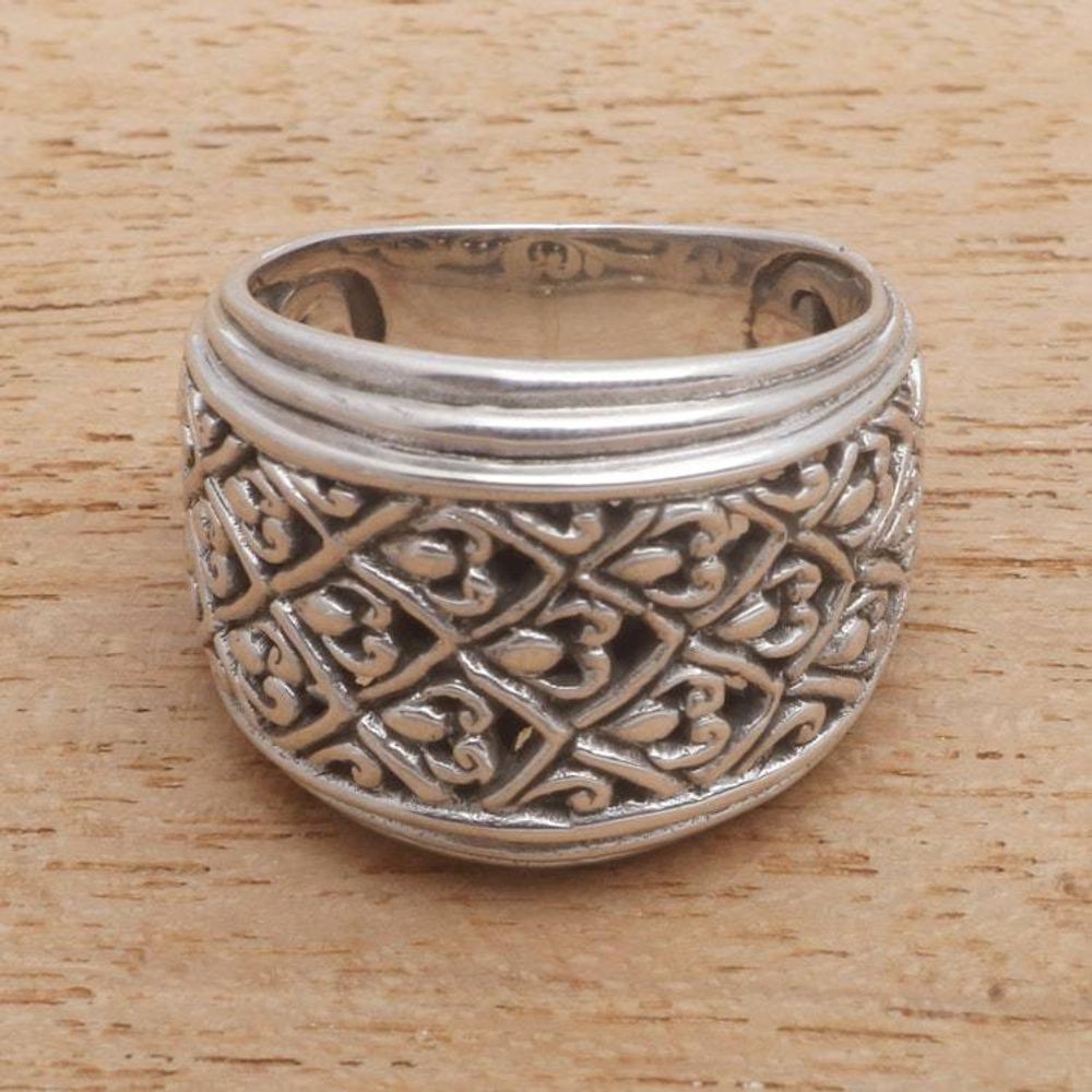 Main item image