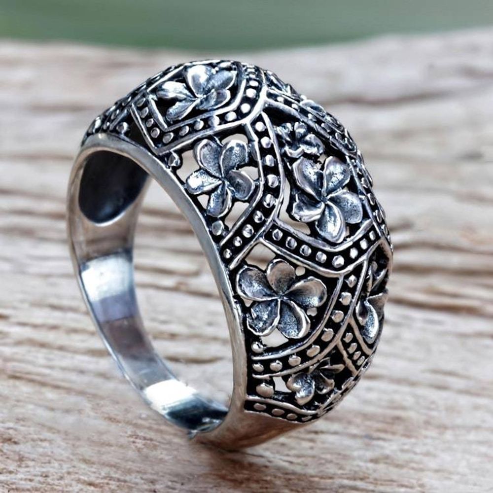 Main item image
