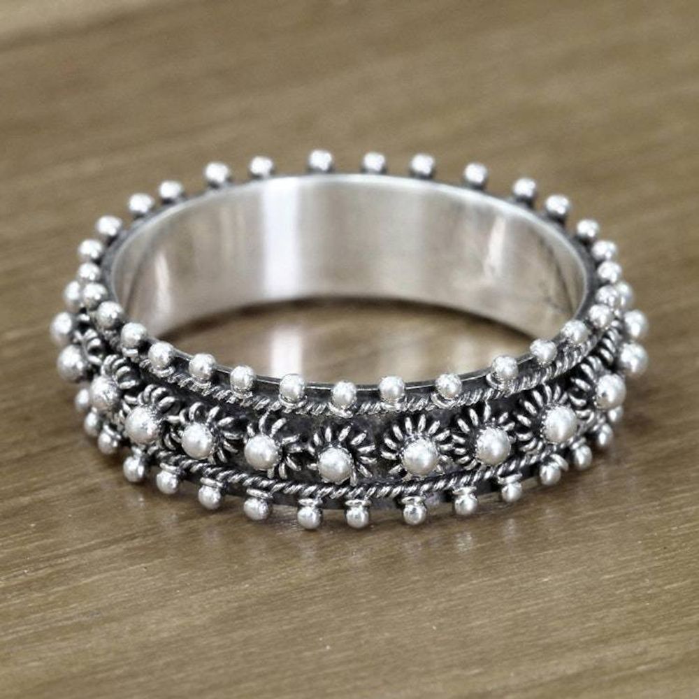 Main item image