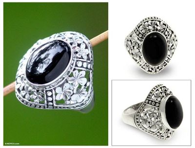 Main image for Sterling Silver and Onyx Cocktail Ring Silence