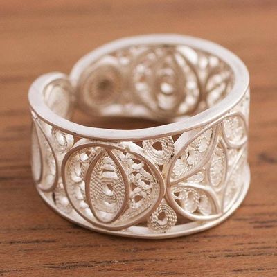 Alternate image for Sterling Silver Filigree Band Ring from Peru Lunar Effect